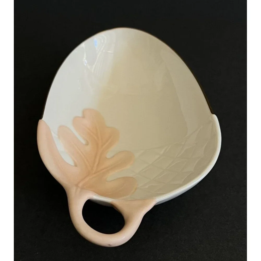 Lenox Porcelain Acorn Candy Dish Ivory w/Gold Trim 6.25